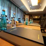 Golden Tulip Istanbul Bayrampasa 