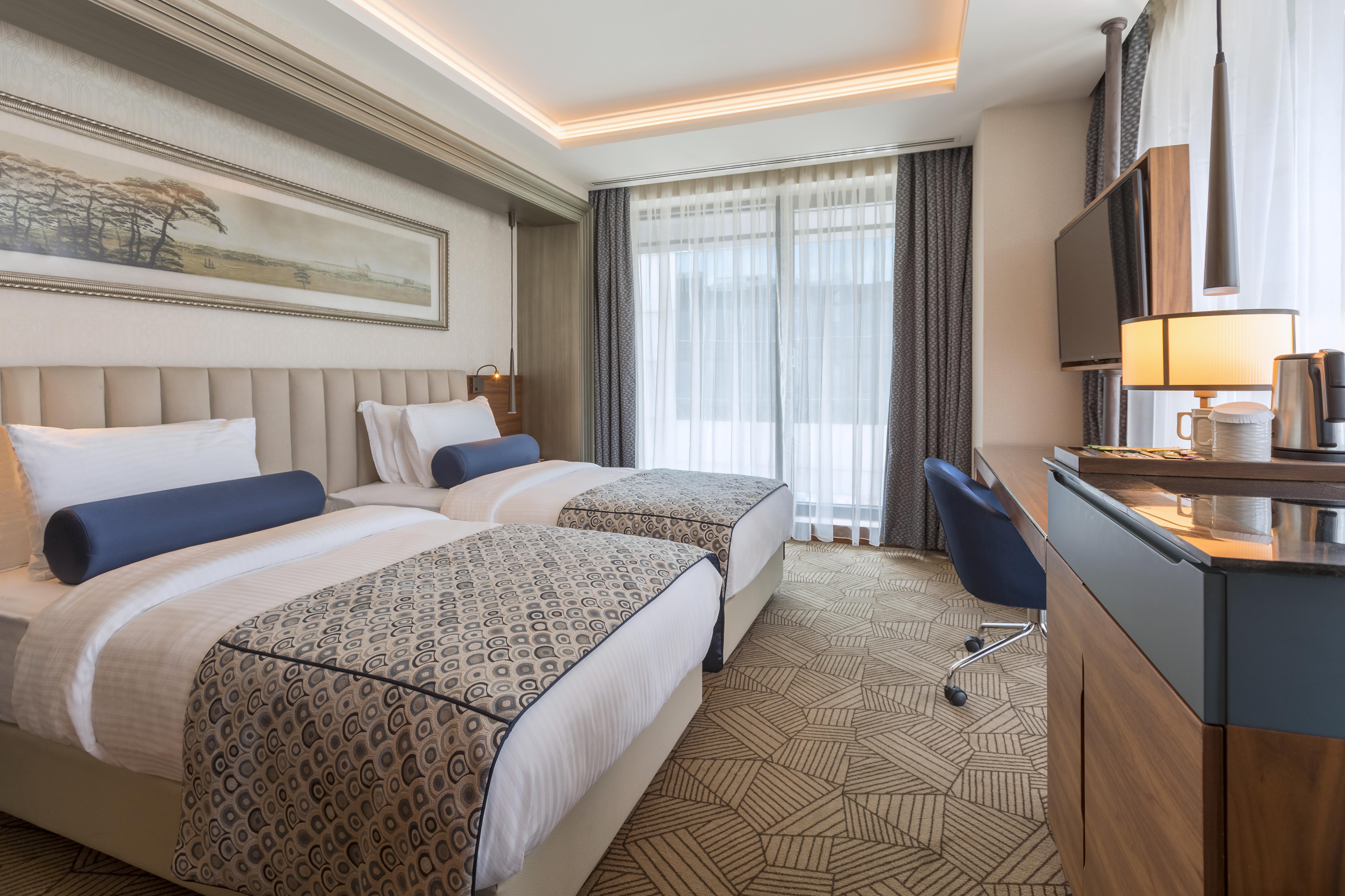 Golden Tulip Bayrampasa 5* Istanboel