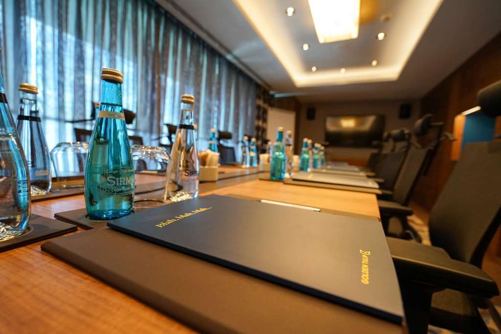 Golden Tulip Bayrampasa Istanboel